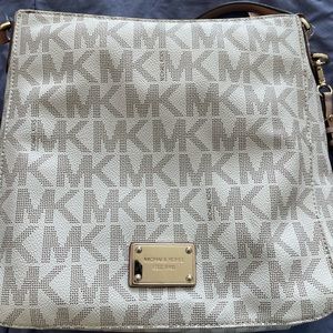 Michael Kors cross body
